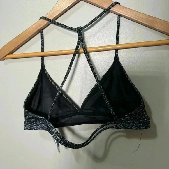 Victoria secret sport triangle  strappy sports bra S - Picture 4 of 5